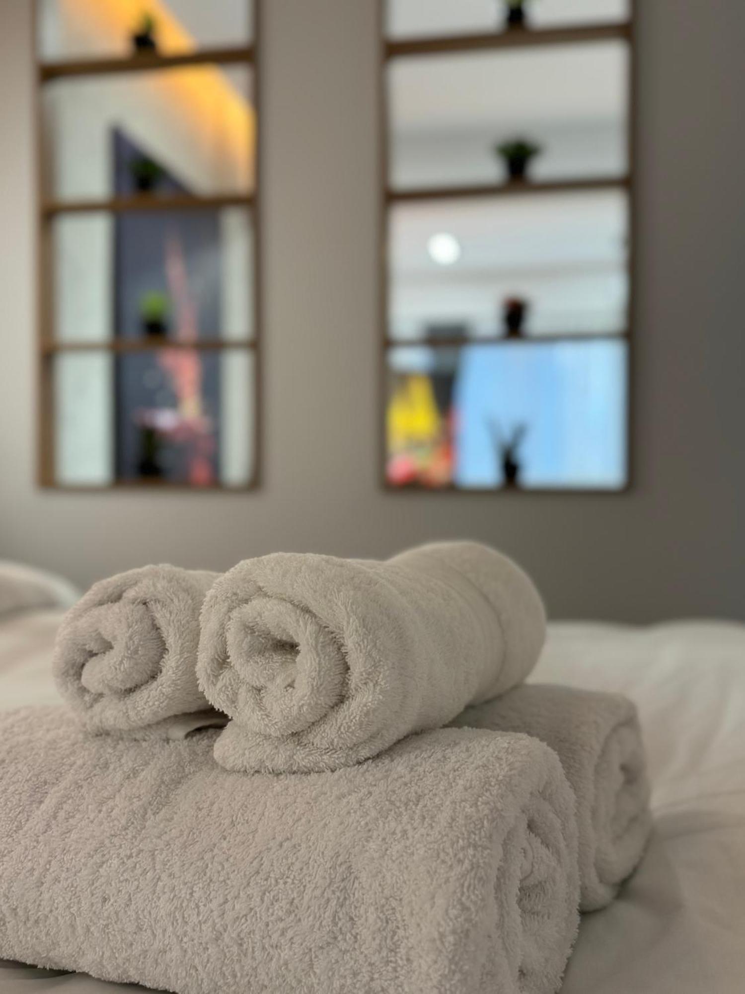 Redkaravan Suite Thessaloníki Exteriör bild